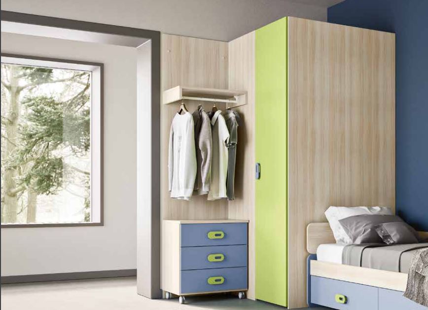 Angolo cabina armadio per Cameretta  