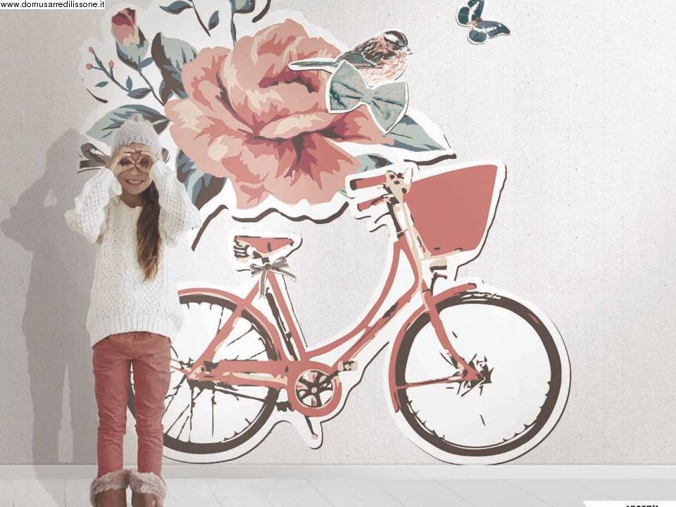 tappezzeria con bicicletta e fiori rosa